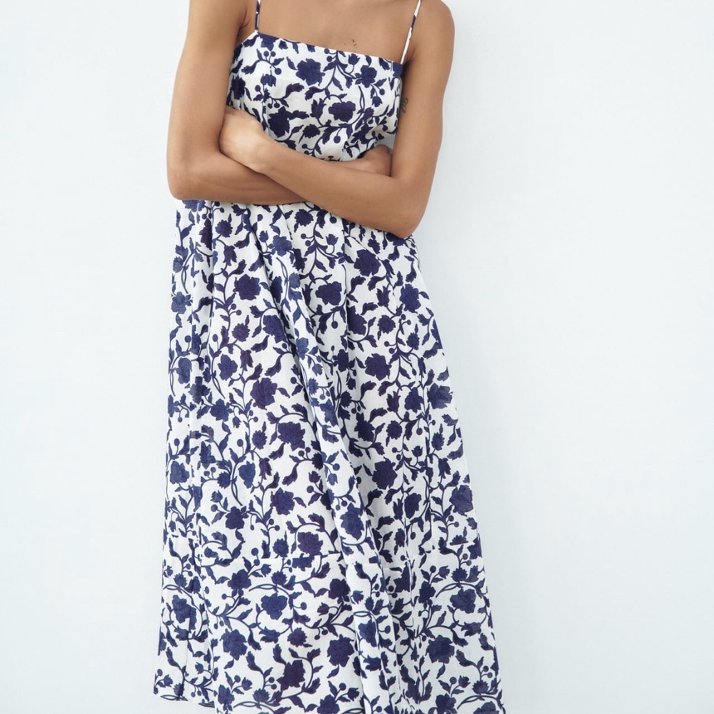 Single 🔥Zara limited edition printed cotton dress you must have - Picture 3 of 8